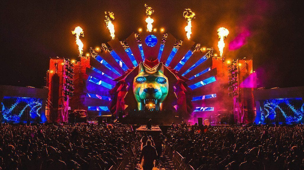 What you should wear to a paint party Rave Blog