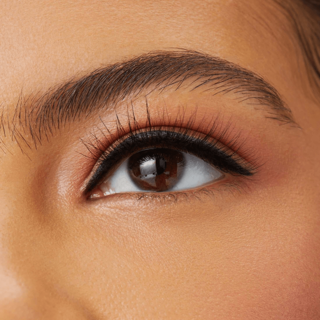 Freedom Rave Wear Neo Magnetic Lashes with a bold, dramatic look. Easy-to-apply and reusable for perfect rave nights.