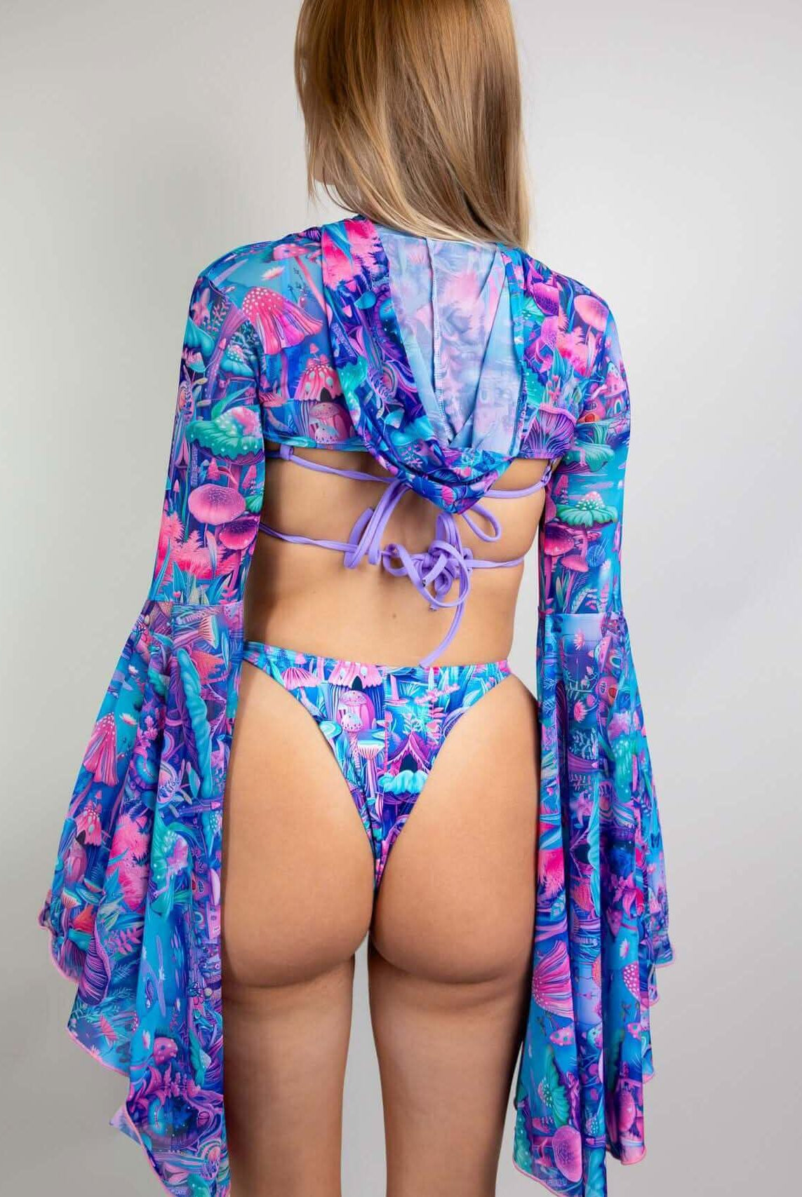Fairycore mesh hooded bell sleeves with vibrant print, ideal for rave outfits and festivals.