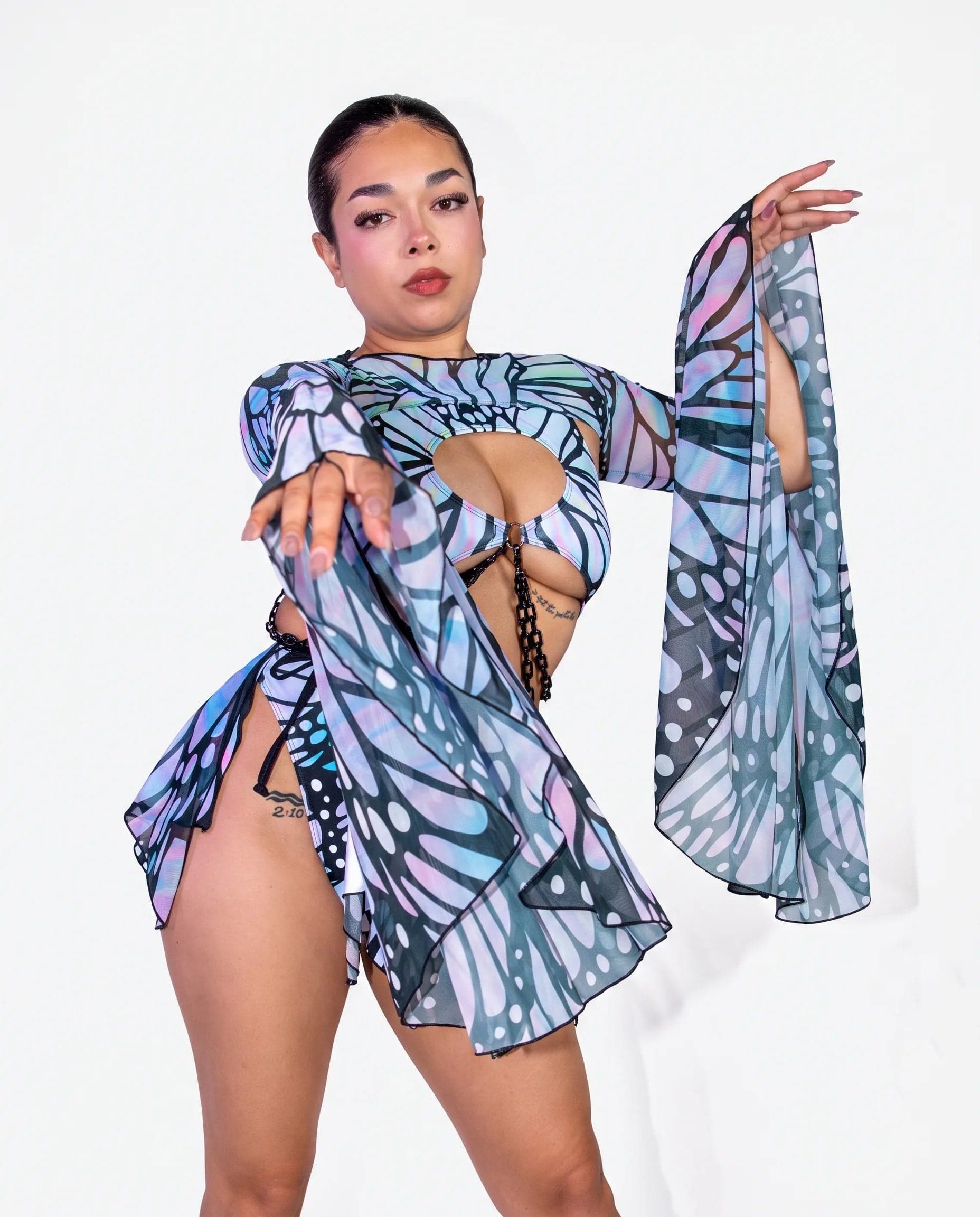 Gossamer Mesh Bell Sleeves