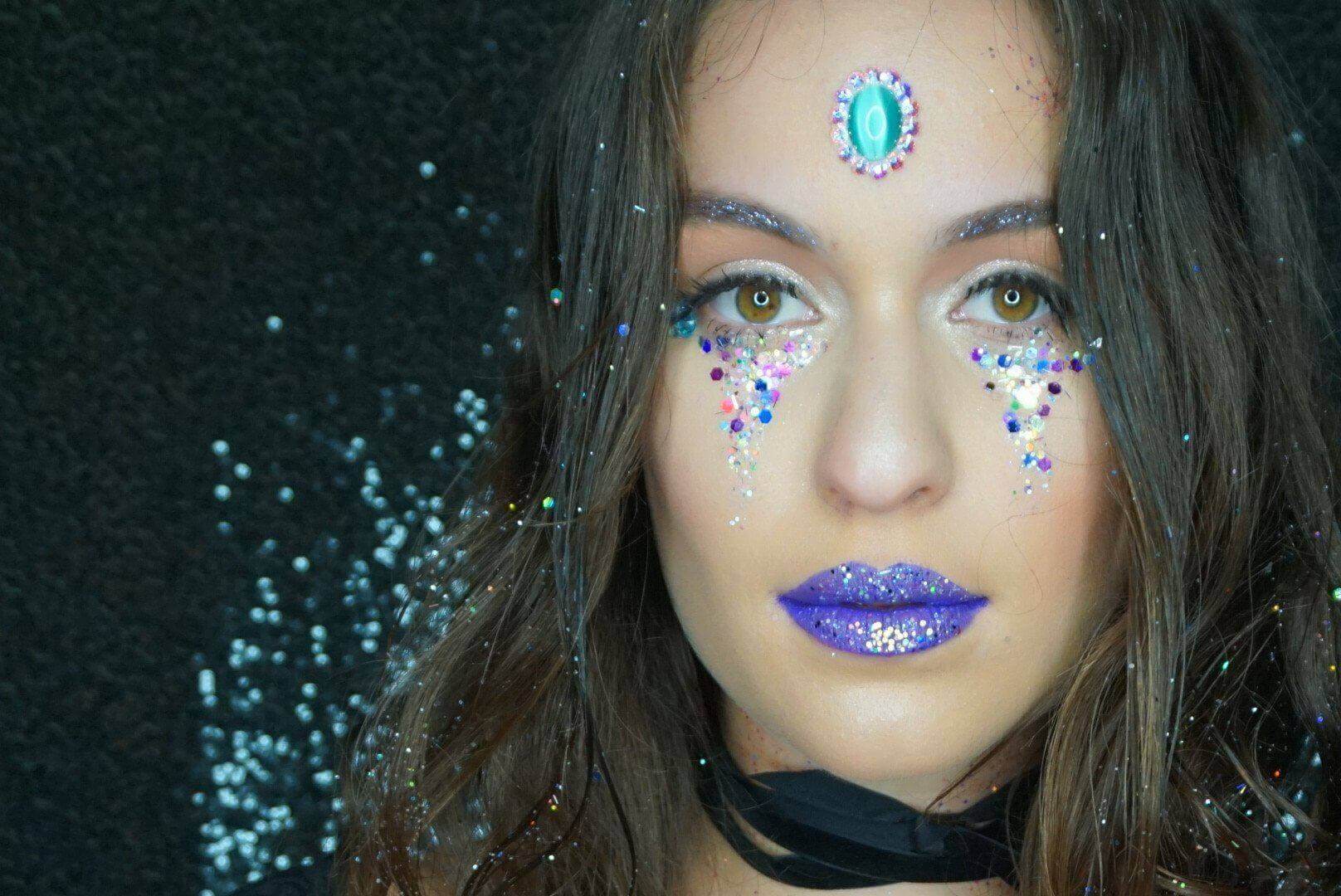 4 Totally Sexy Festival Glitter Makeup Tutorials - Just in time for Festival Season! Rave Blog