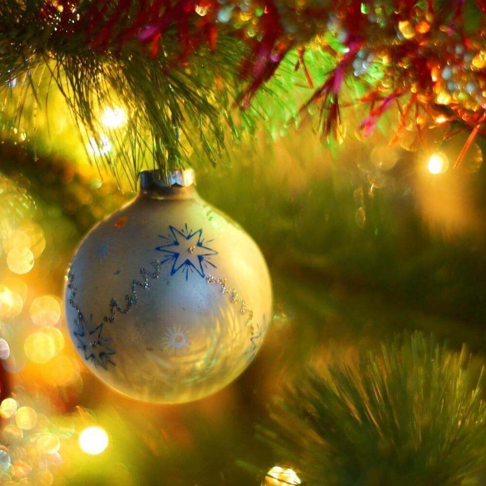 Holiday Gift Guide Rave Blog