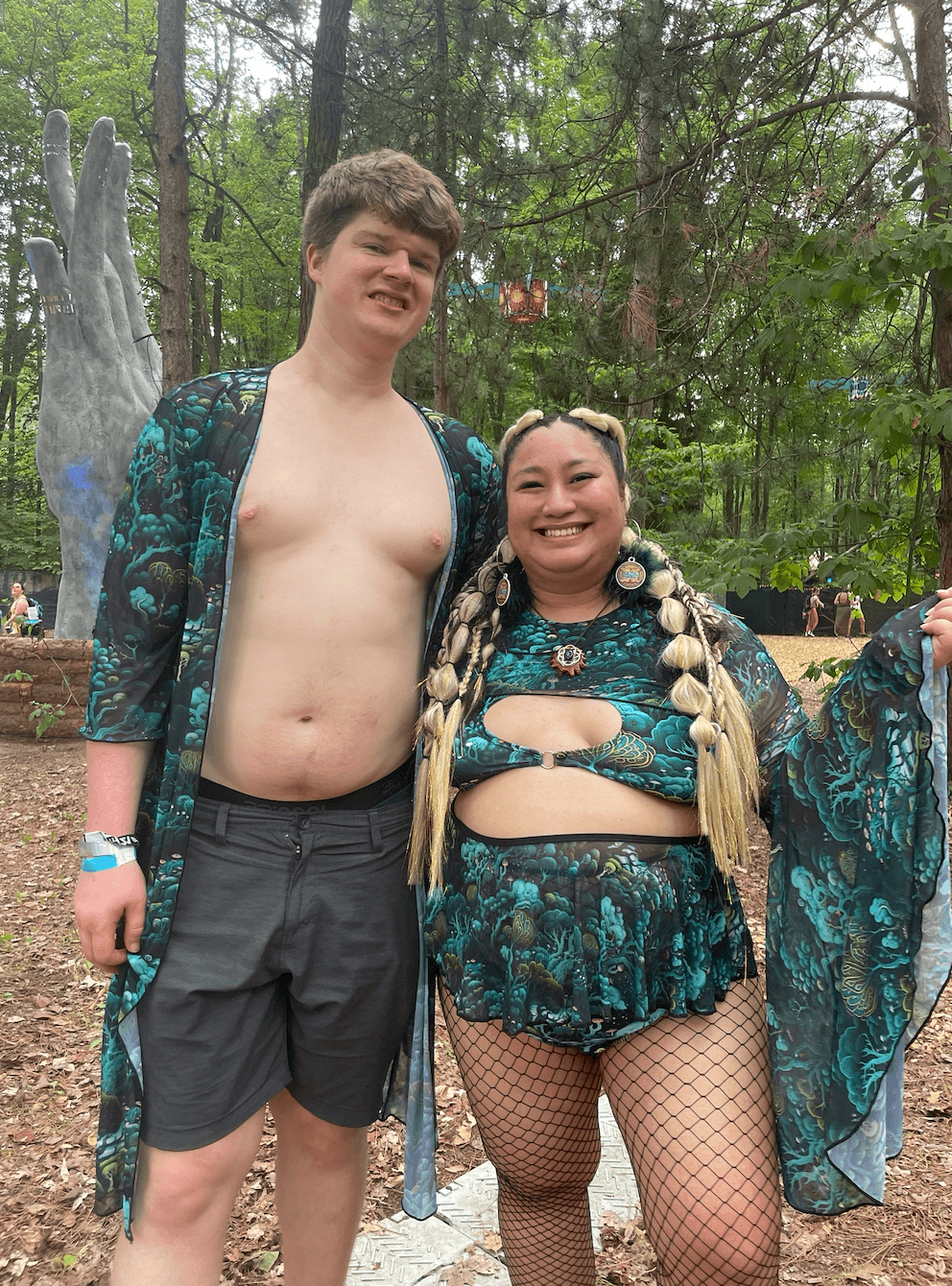 The Ultimate Guide to Creating the Perfect Outfit for a Rave Rave Blog