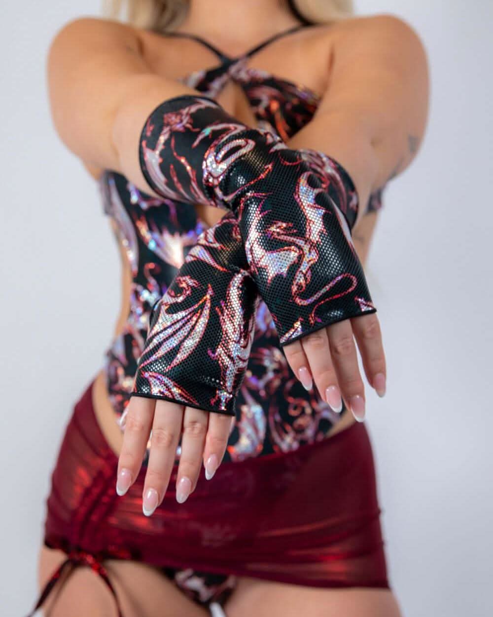 Close-up view of the Drakonis Gloves, highlighting the detailed fit and style.