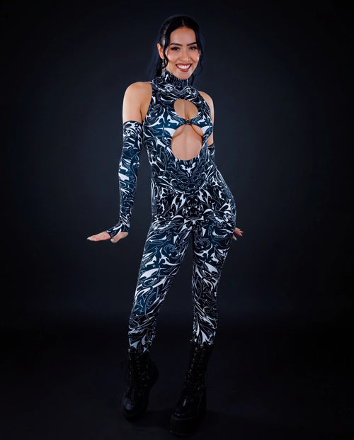BLVDE Cold Shoulder Jumpsuit - rave bodysuit - styling view 10 - festival fashion