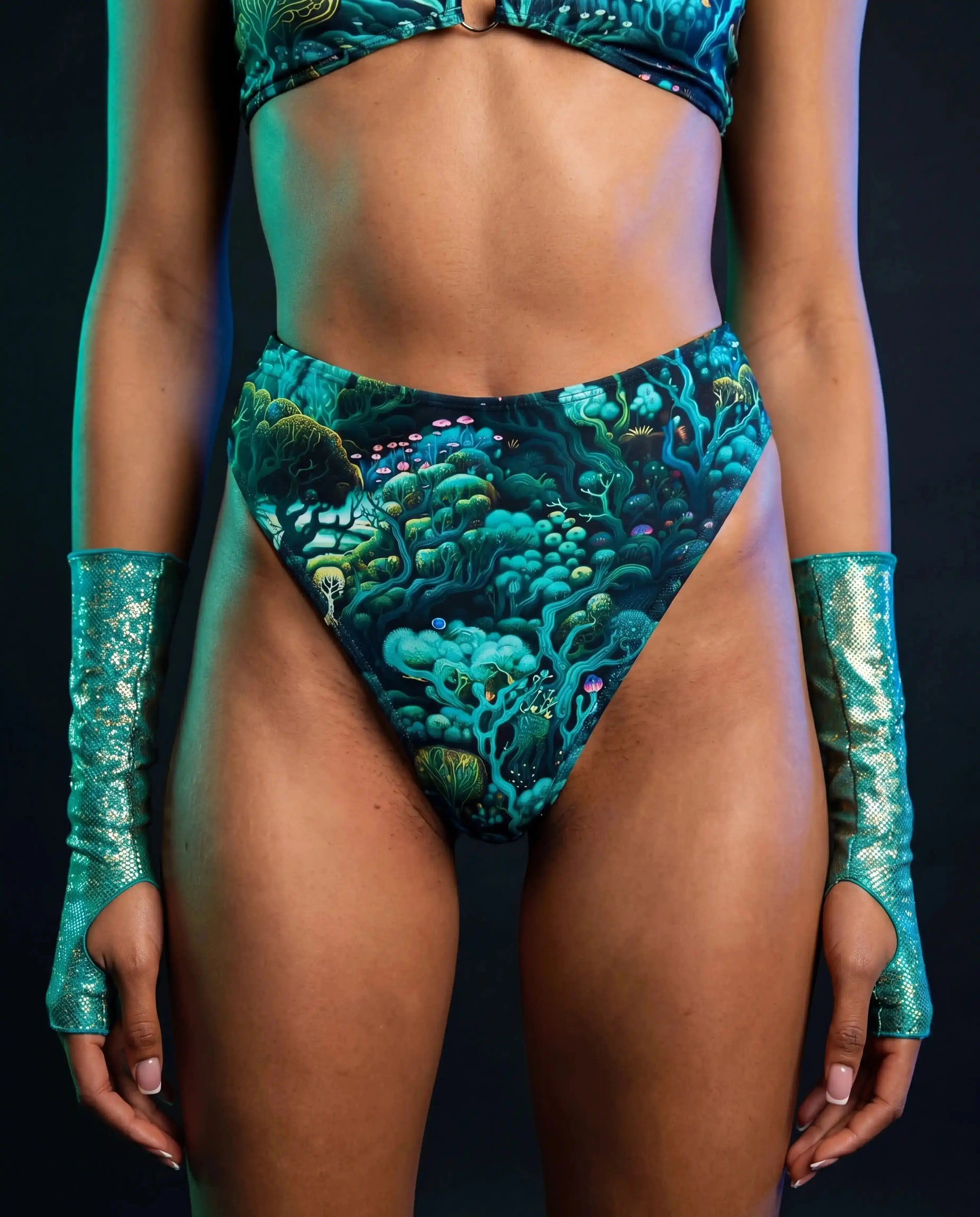 faewood-high-waisted-thong